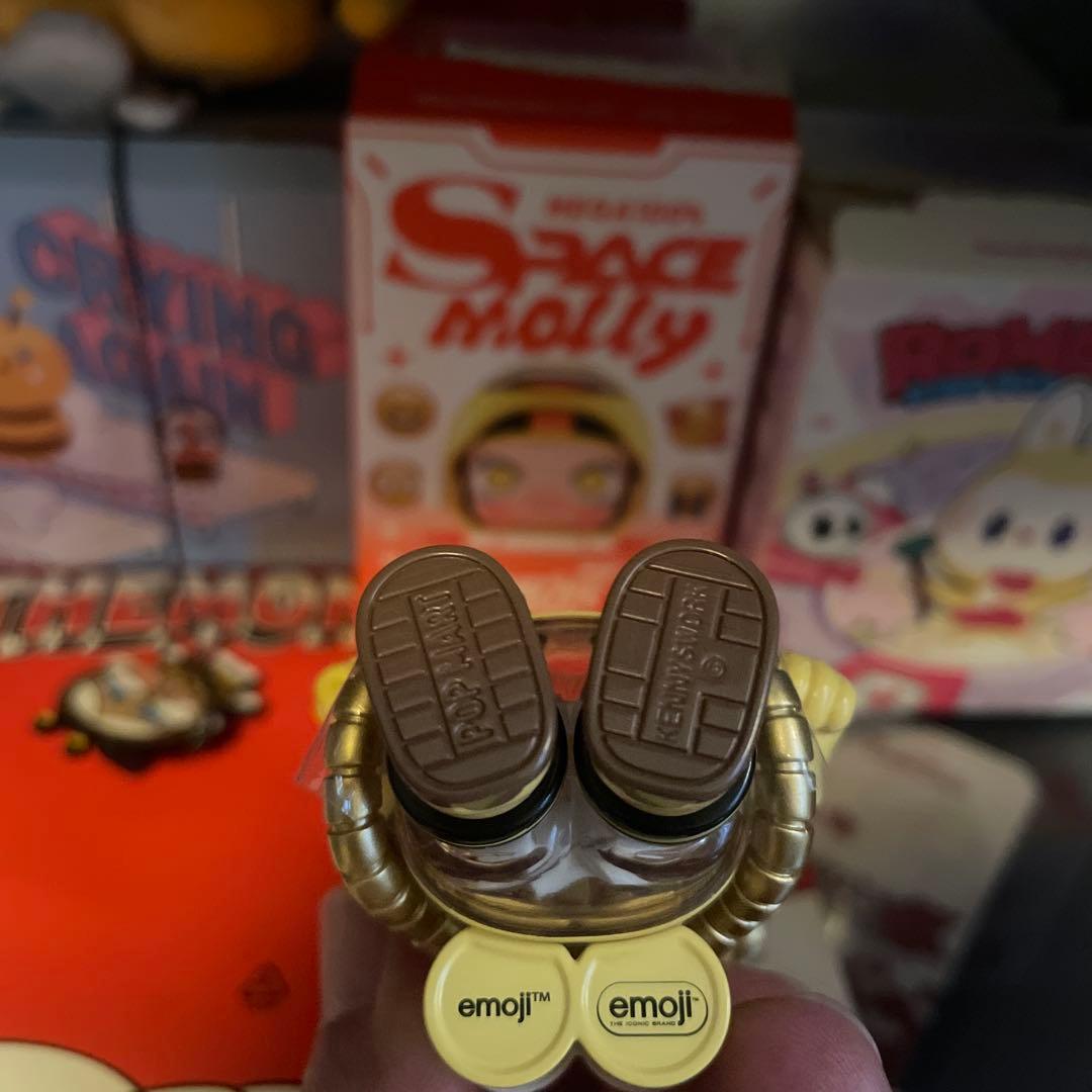 シークレット【¥】 POPMART MEGA SPACE MOLLY