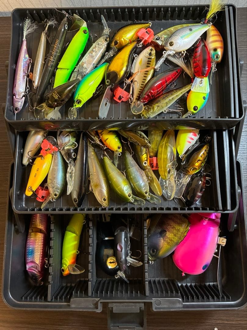 バス釣り引退セット　タックルボックス付き