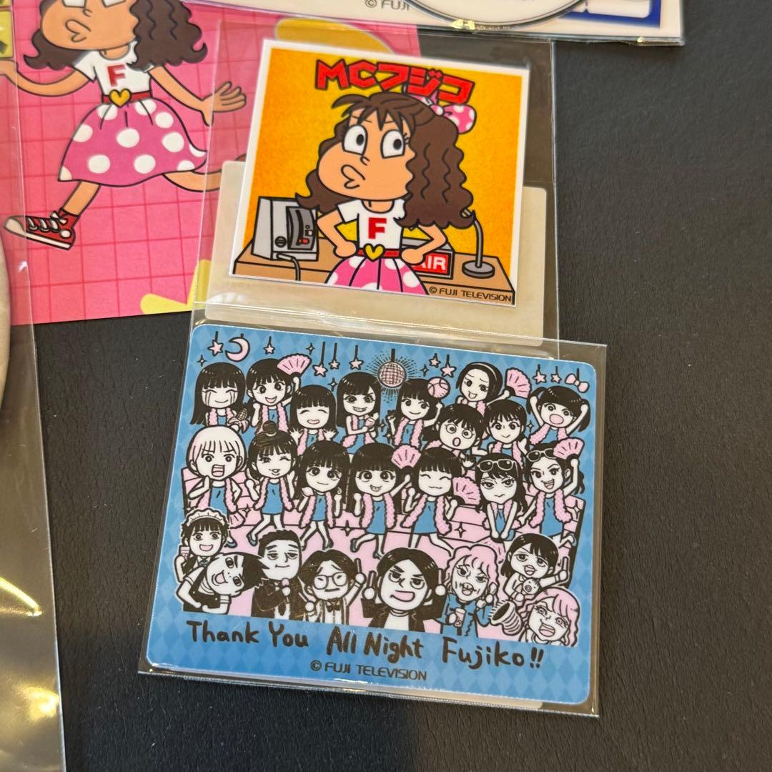 直筆サイン フジコーズ VIP席限定特典 ビック缶バッチ 他 オールナイトフジコ