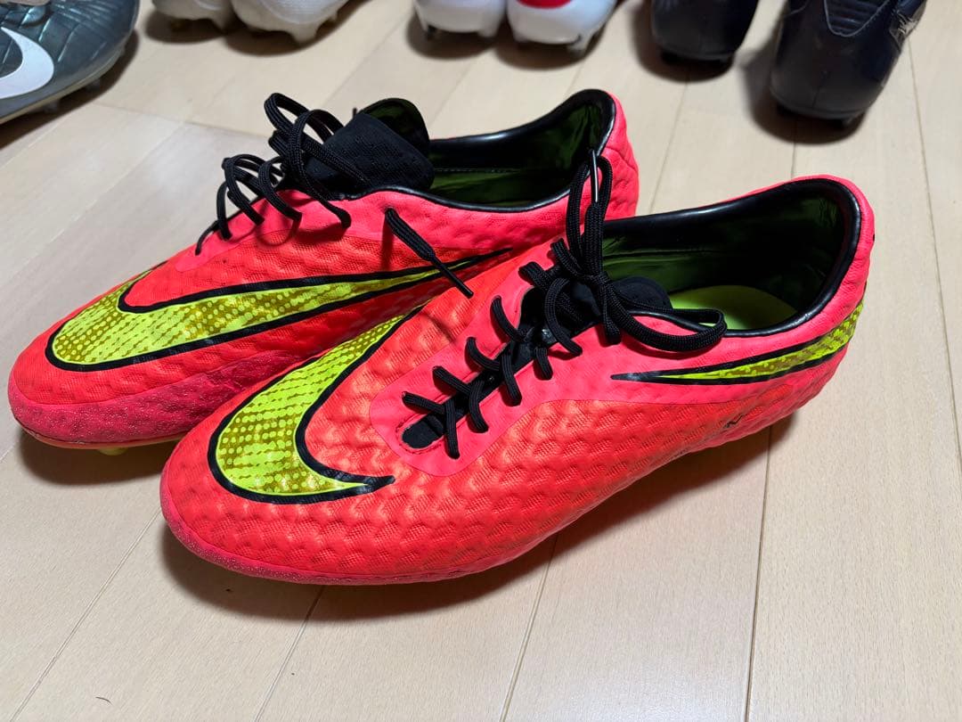 ナイキ ハイパーヴェノム ファントム HG