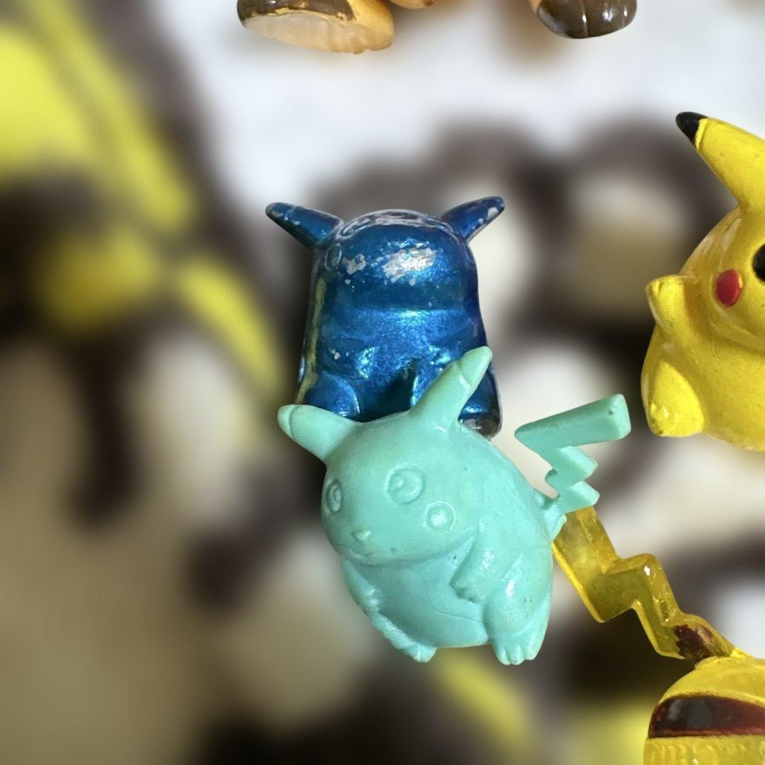 ピカチュウライチュウ　フィギュア 8体セット