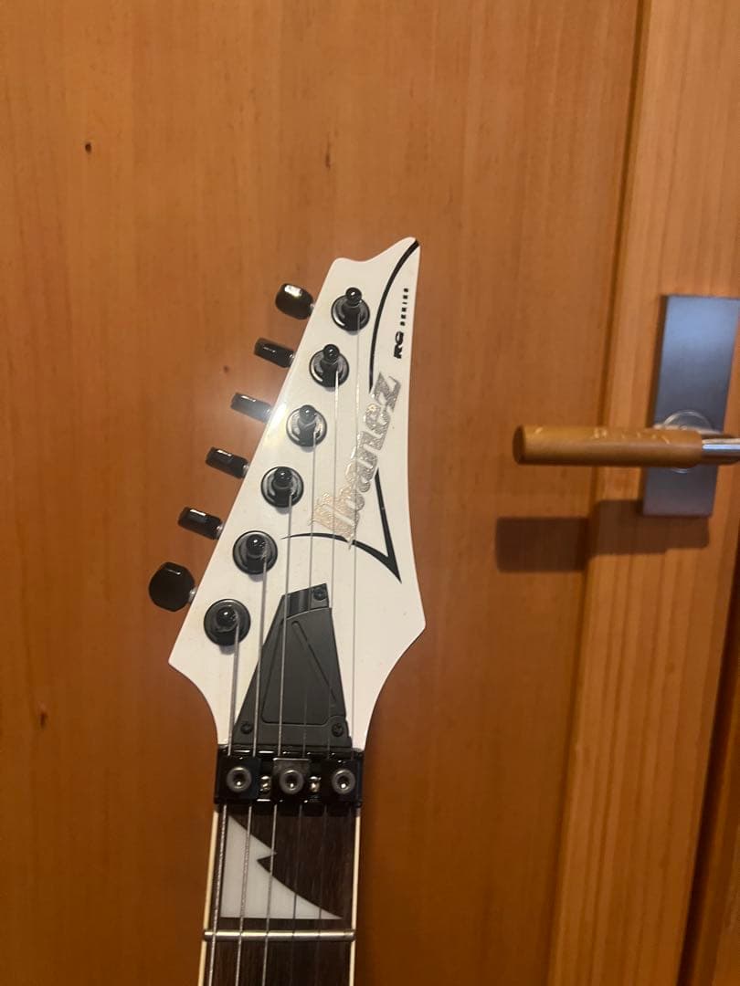 ibanez RG450DXB ホワイト
