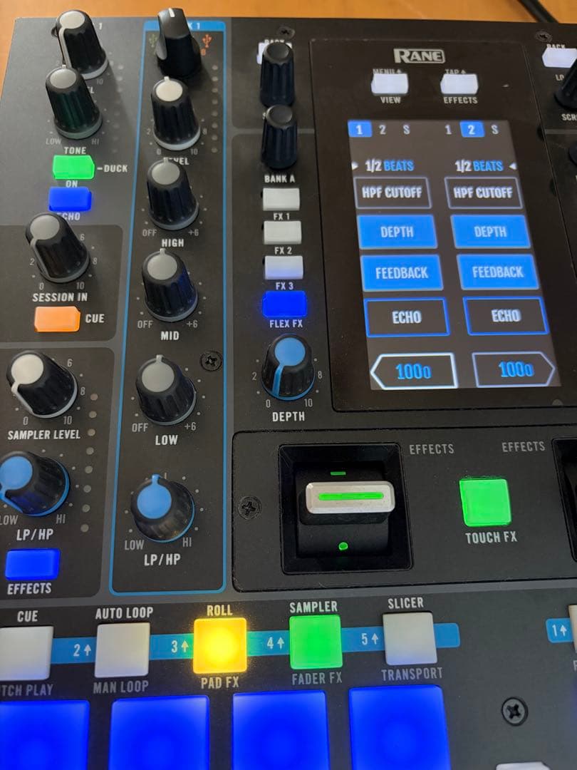 RANE SEVENTY-TWO Serato対応DJミキサー 付属品・元箱あり