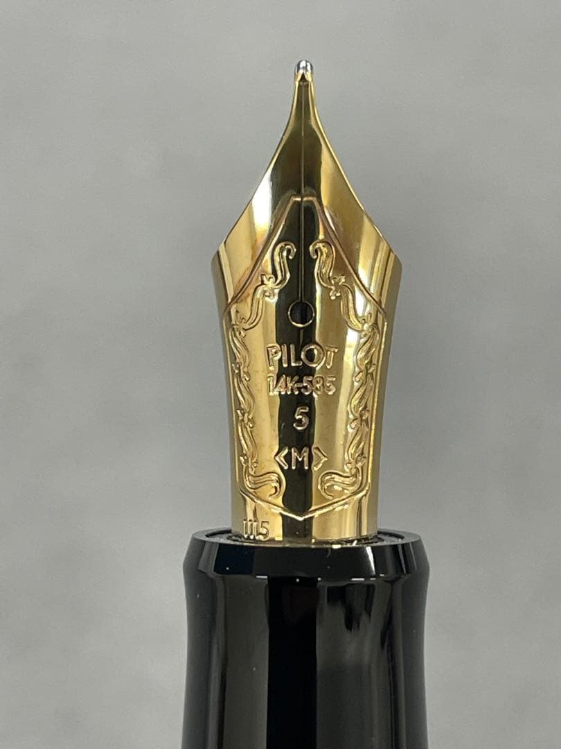 【未使用】PILOT CUSTOM74 ブラック 網目　万年筆　字幅M 限定品