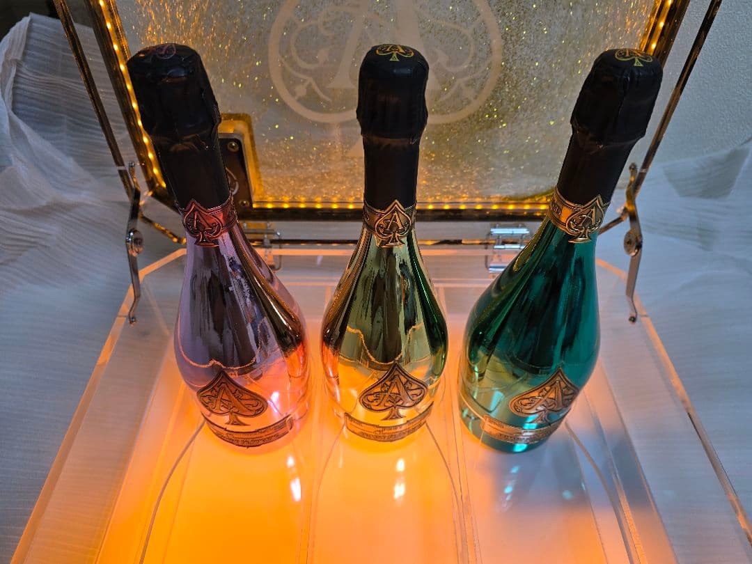 アルマンド 信号機 最新 アタッシュケース LED