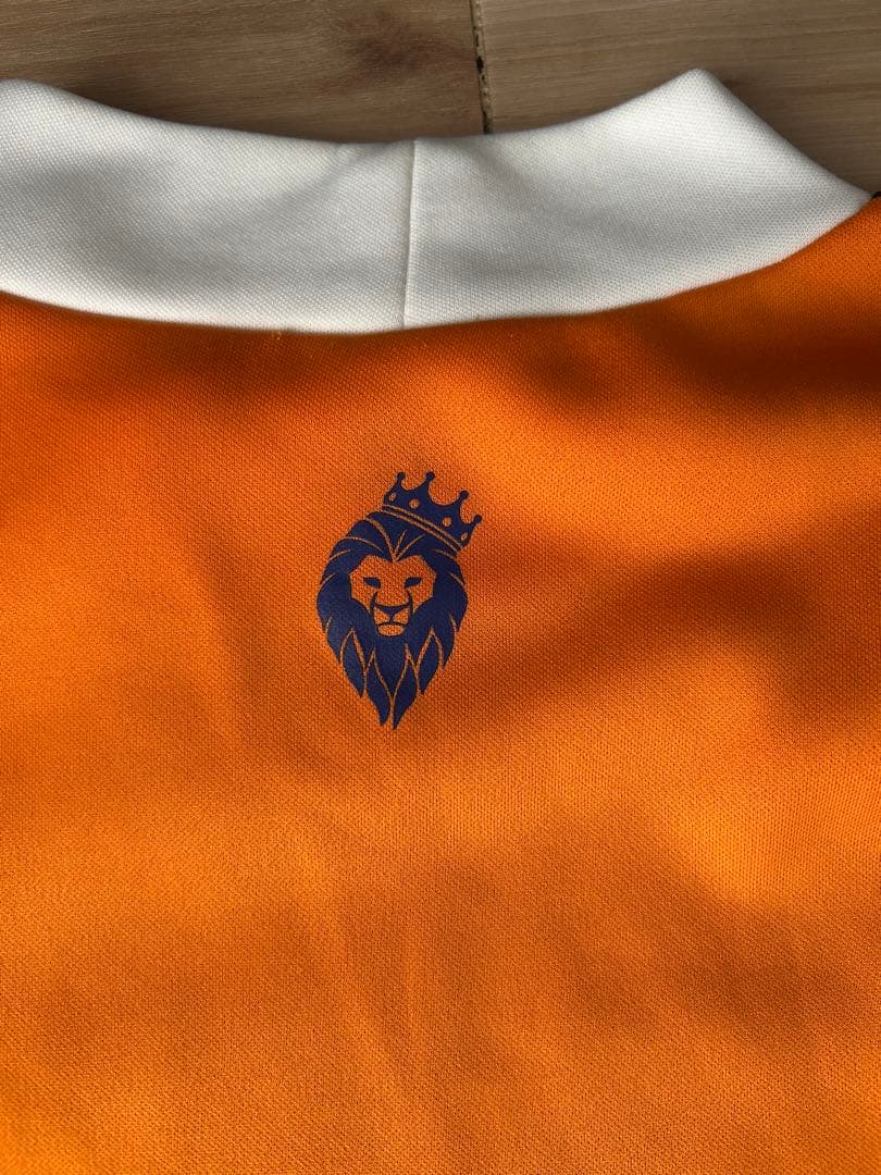 V12 クレイジーモックネック