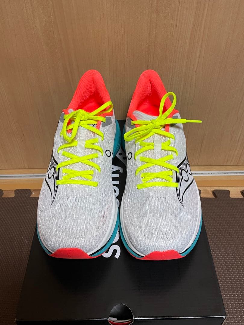 saucony サッカニー　エンドルフィンスピード5