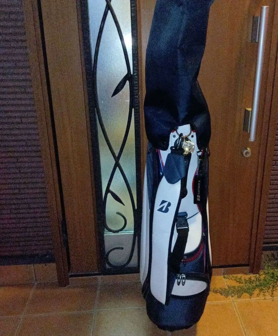 【美品】ブリヂストン TOUR B キャディバッグ
