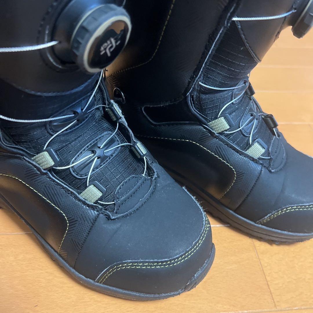 スノーボードブーツ　21cm プロテクター　イグニオ長袖　グローブ　140cm