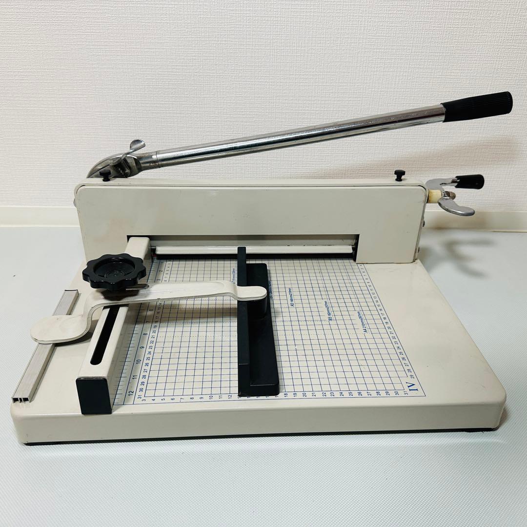 業務用 ペーパーカッター 裁断機 断裁機 大型 A4