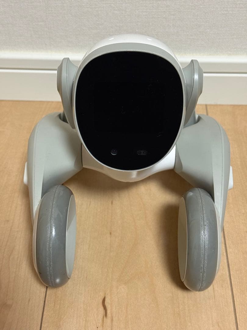 ルーナ Loona The PETBOT ペットロボット