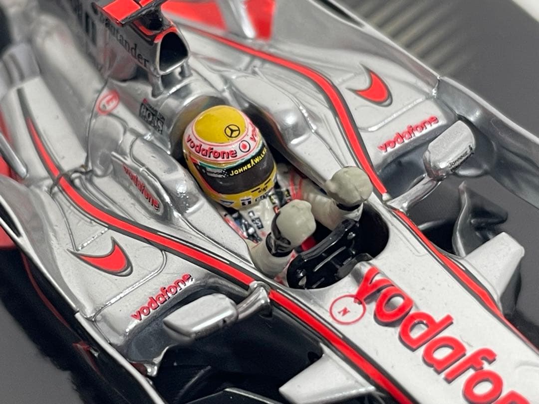 ミニチャンプス 1/43 マクラーレンメルセデス MP4-23 ハミルトン F1