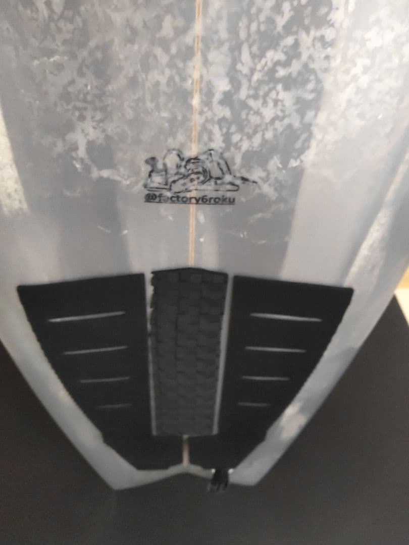 evolution、factory-6 ショートボード グレー