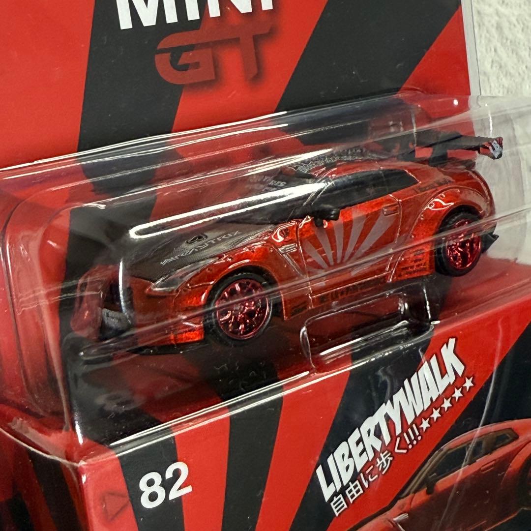 MINI GT 1/64 LB GT-R キャンディレッド トイザらス LBWK