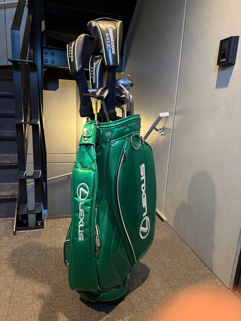 m*o様 【最終値下げ】LEXUS/エナメル/ゴルフバック/キャディバッグ