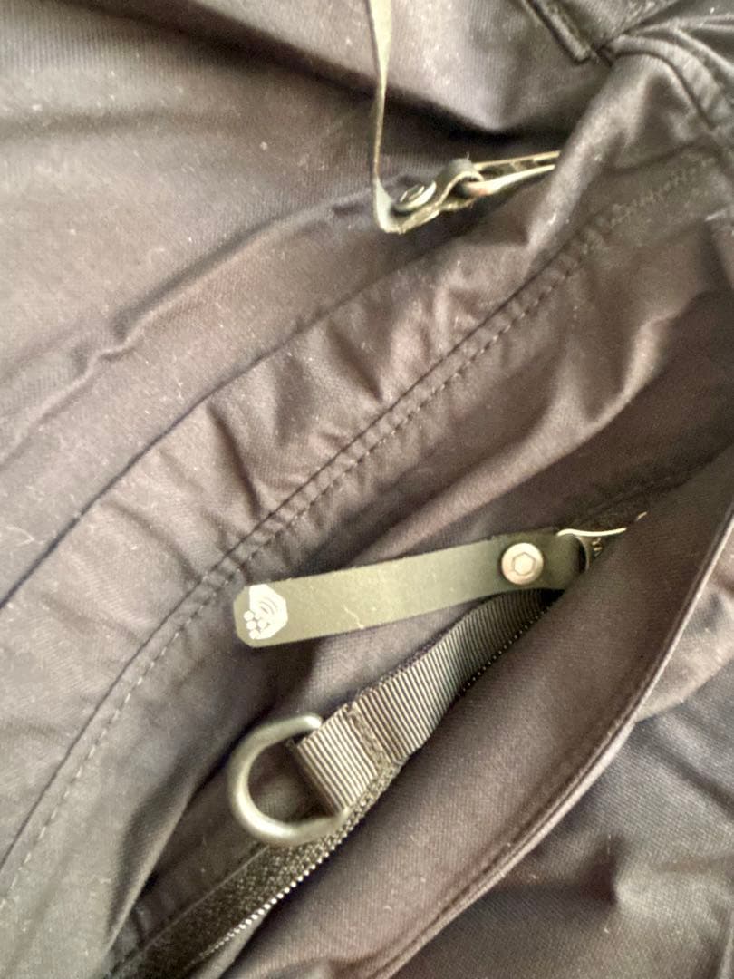 【美品】GOLDWIN・MOUNTAINHARDWEARスノーウェア Lサイズ