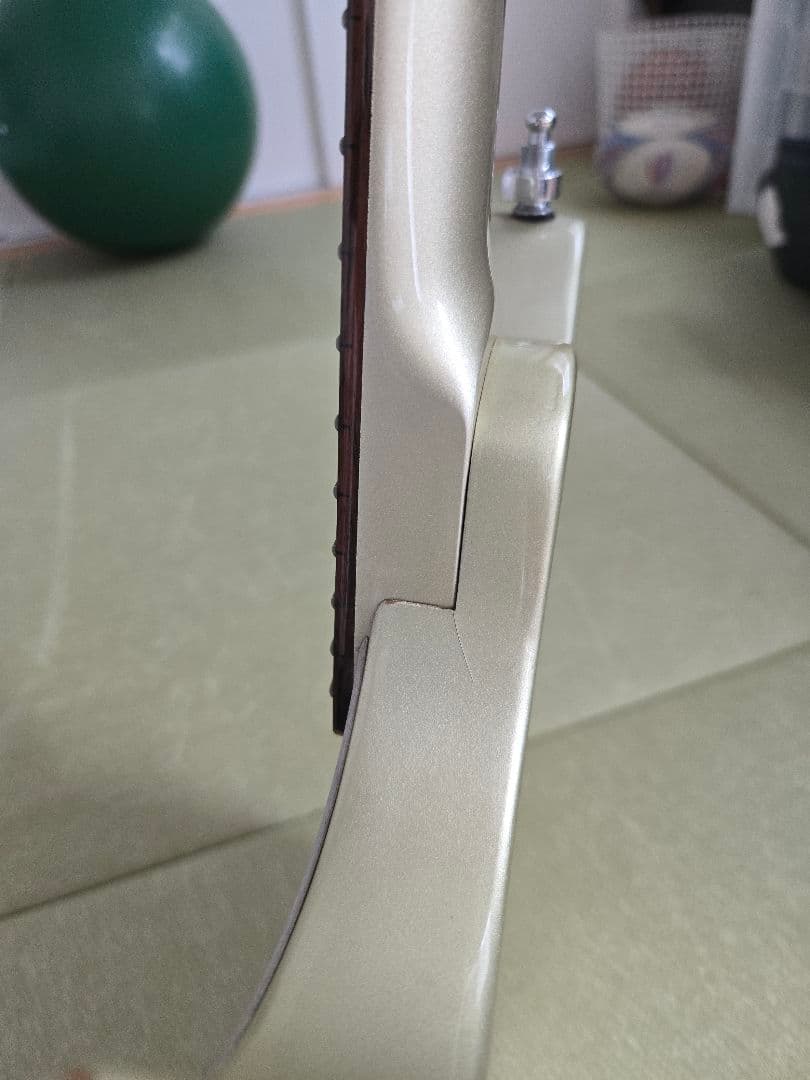 RAZO GRAIN 布袋寅泰モデル