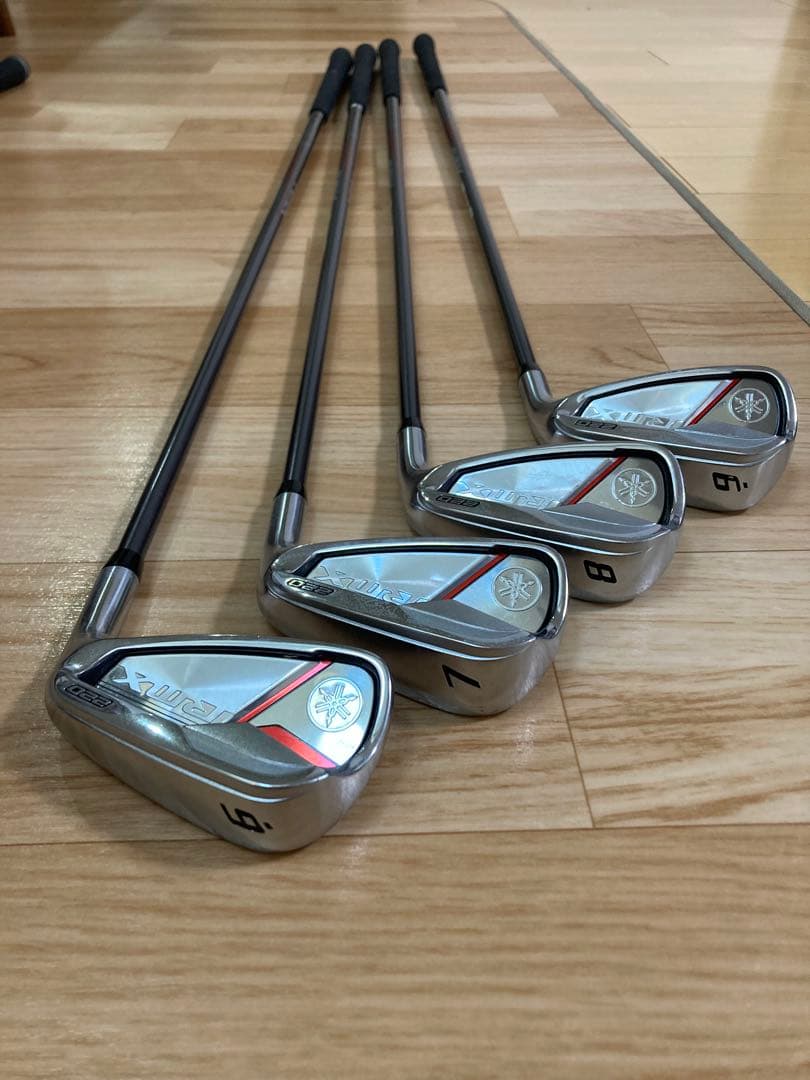 RMX220アイアンTMX-520iカーボンシャフト4本セット