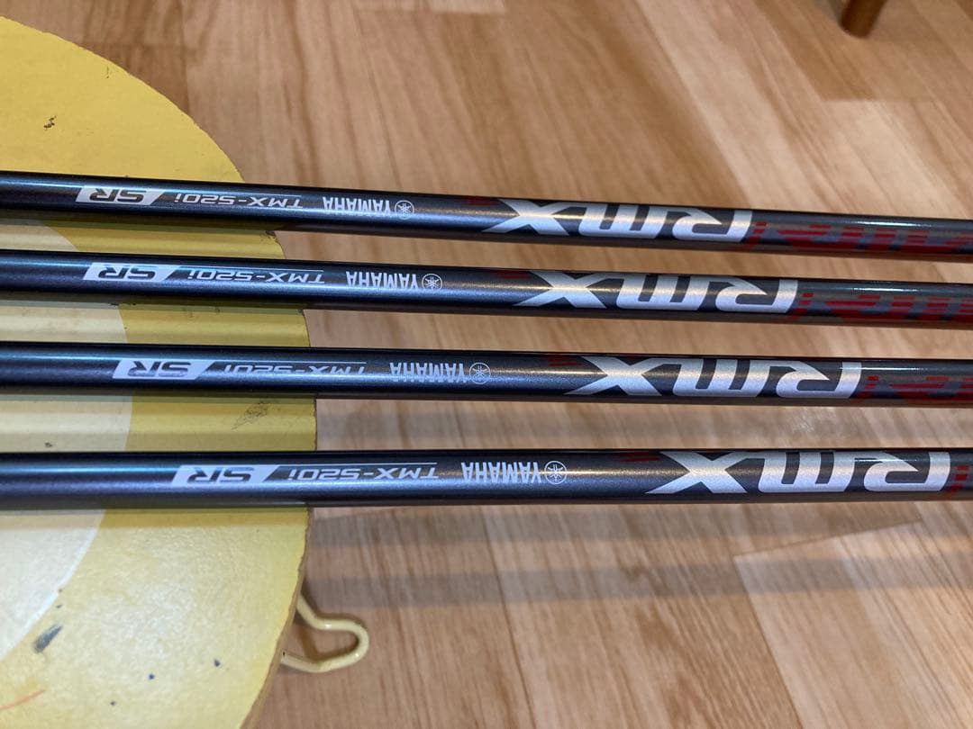 RMX220アイアンTMX-520iカーボンシャフト4本セット