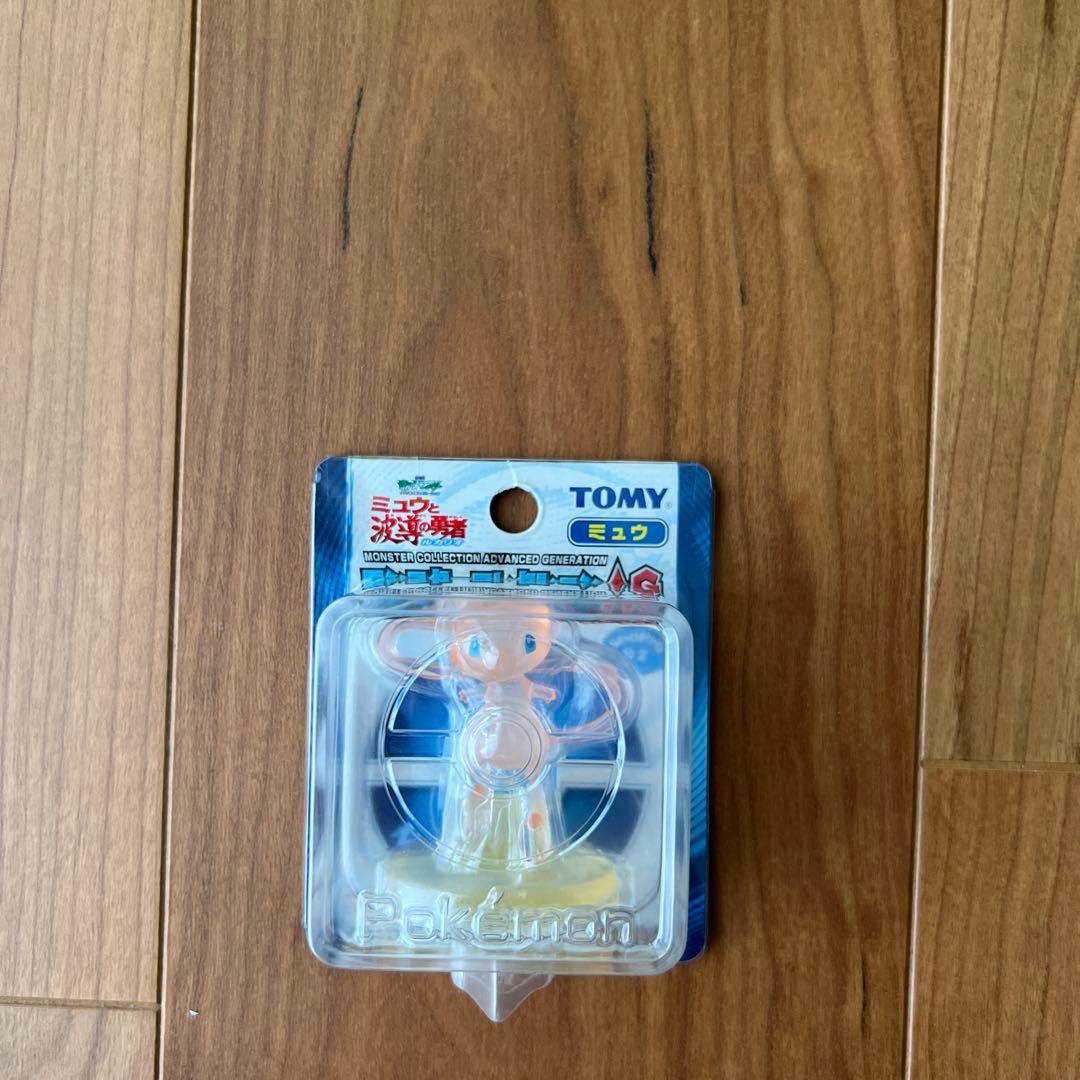 ポケモン　 TOMY モンコレ　AGミュウと波動の勇者ルカリオ