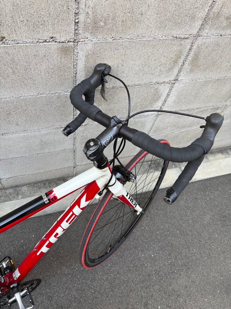 <両タイヤ新品>ロードバイク　トレック