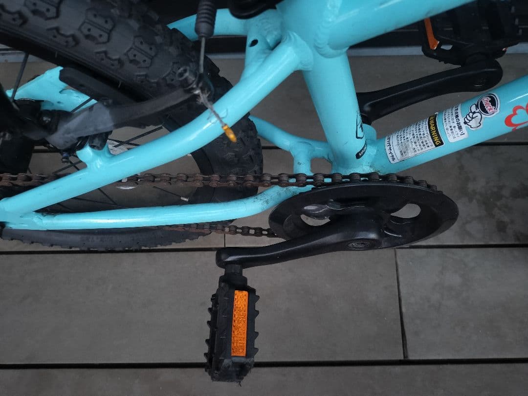 ヨツバサイクル　18インチ　ラムネブルー(送料込 ※北海道、沖縄は追加料金)