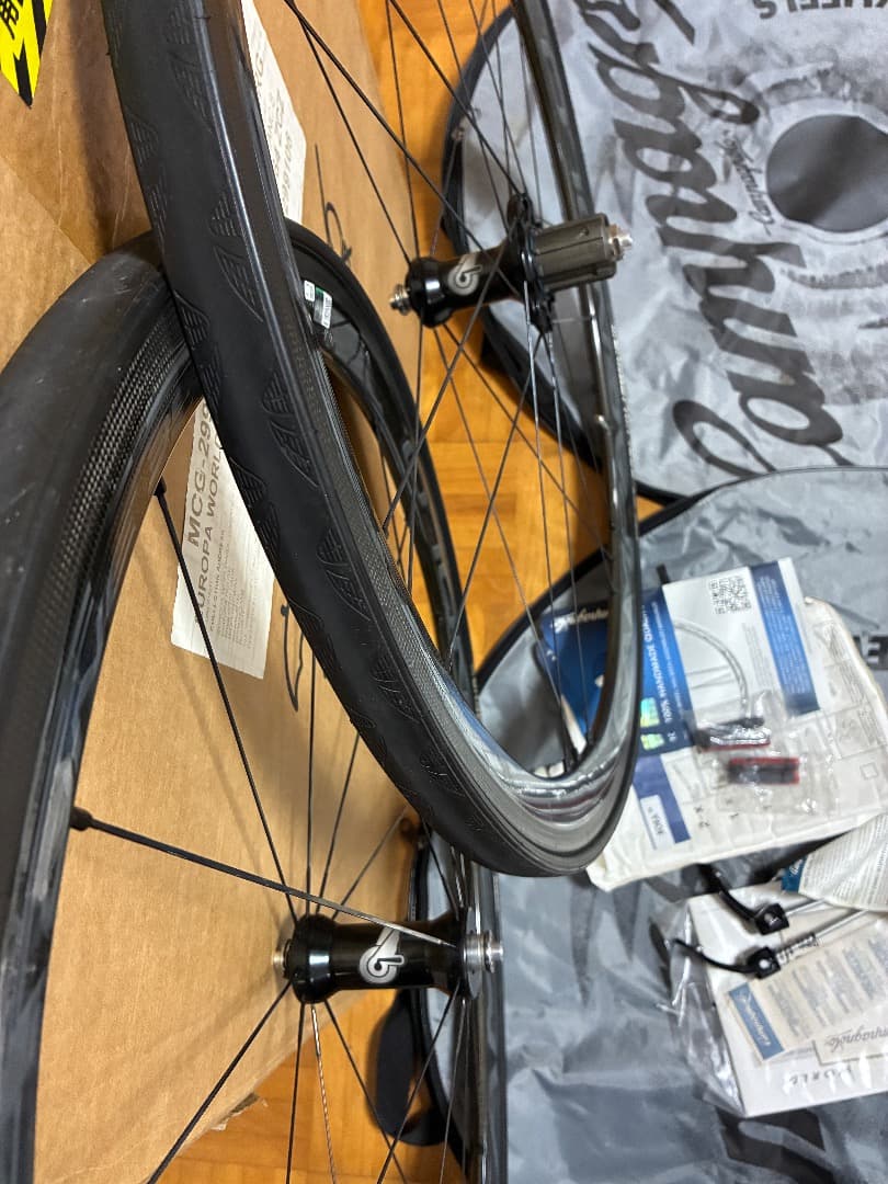 カンパ　Bora One 35 TU SH11s ダークラベル　リア訳あり中古