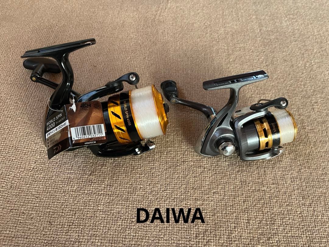 ダイワジョイナス 1500 と ワールドスピン 4000 未使用品2品まとめ売り