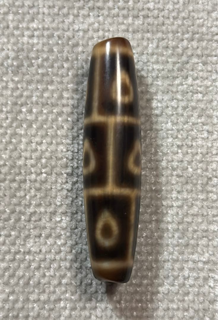 上肯天珠　仏心九眼天珠　1／送料込　匿名発送／チベット　天珠