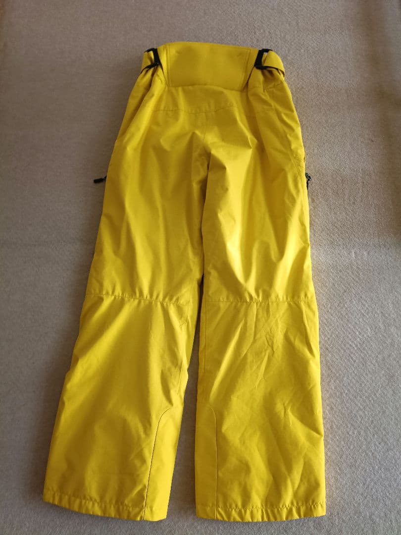 フェニックス　中綿入りスキーパンツ