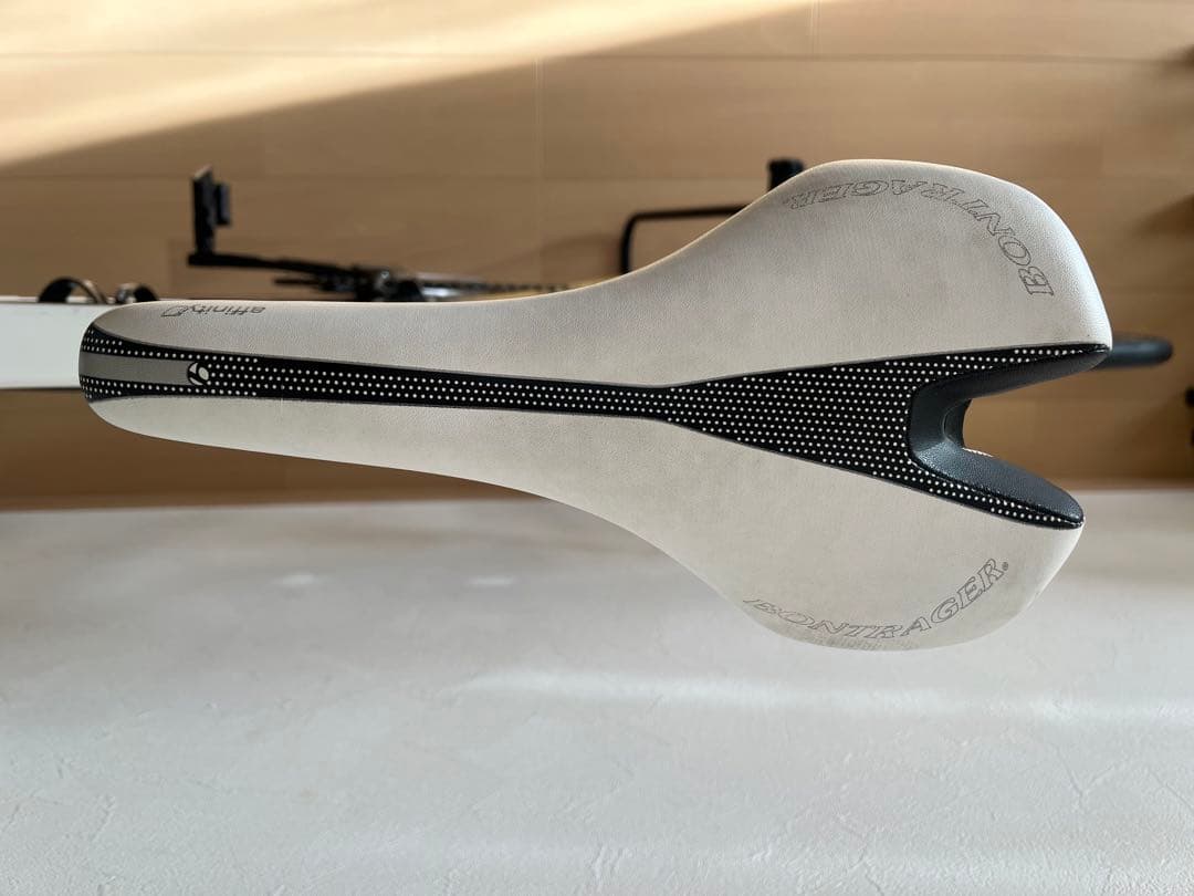 mokeです　TREK Madone4.3 カーボン