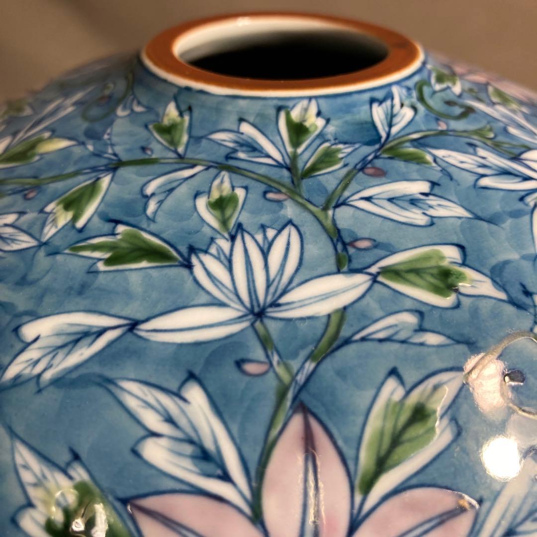 【源右衛門】古伊万里の伝統　日本の名窯　舘林源右衛門作　染錦濃鉄線花文　花瓶