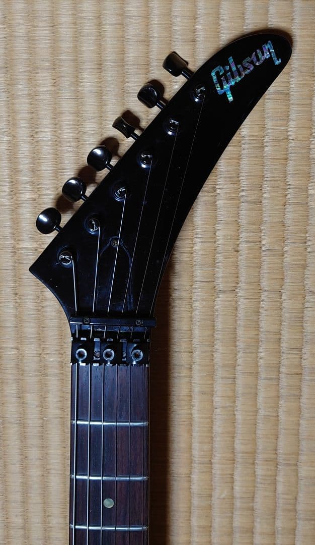 フェルナンデスエクスプローラーEX-145 ジャパンビンテージ　ギブソン風