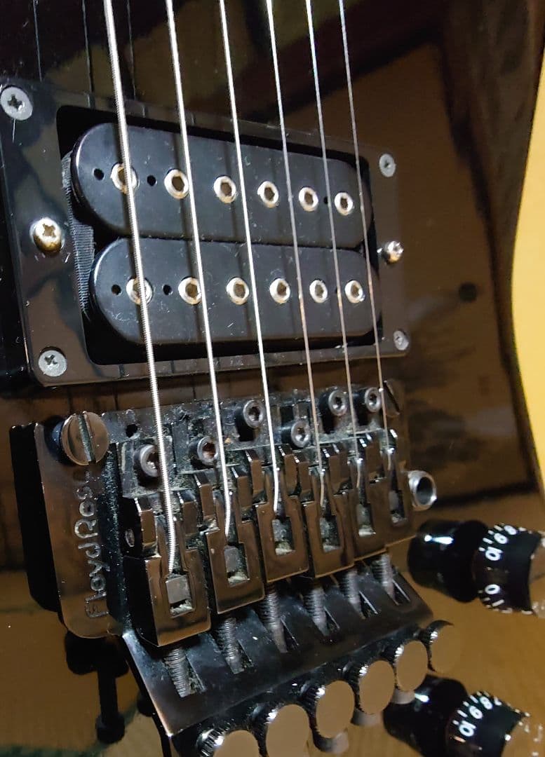 フェルナンデスエクスプローラーEX-145 ジャパンビンテージ　ギブソン風