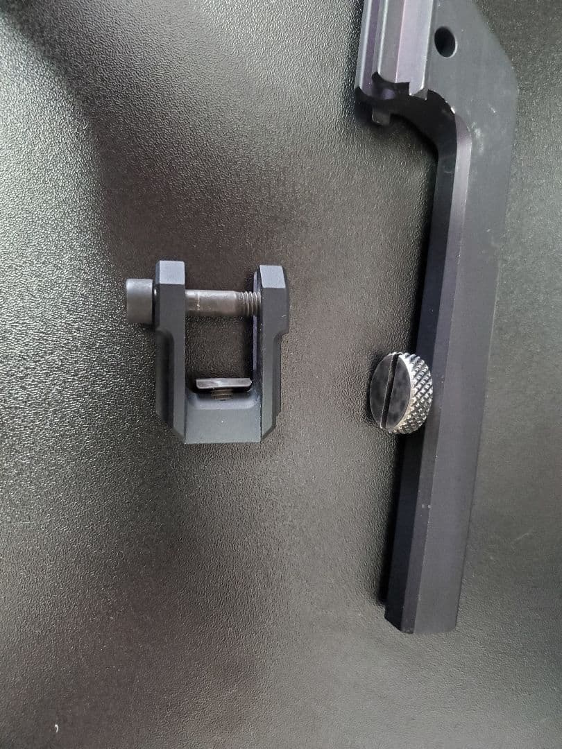 米軍　実物 グースネックマウント 　キャリングハンドルマウント