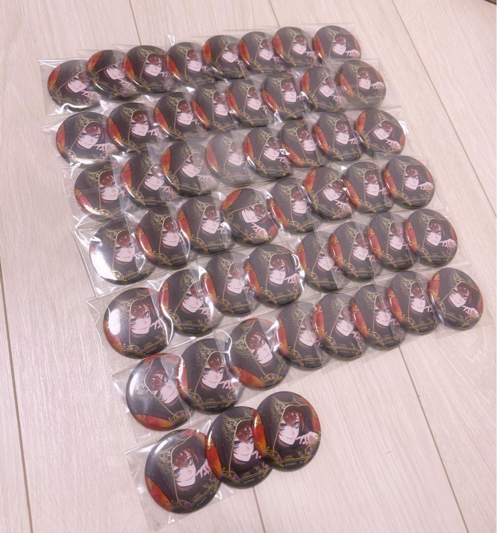 ツイステ リドル 式典服 缶バッジ