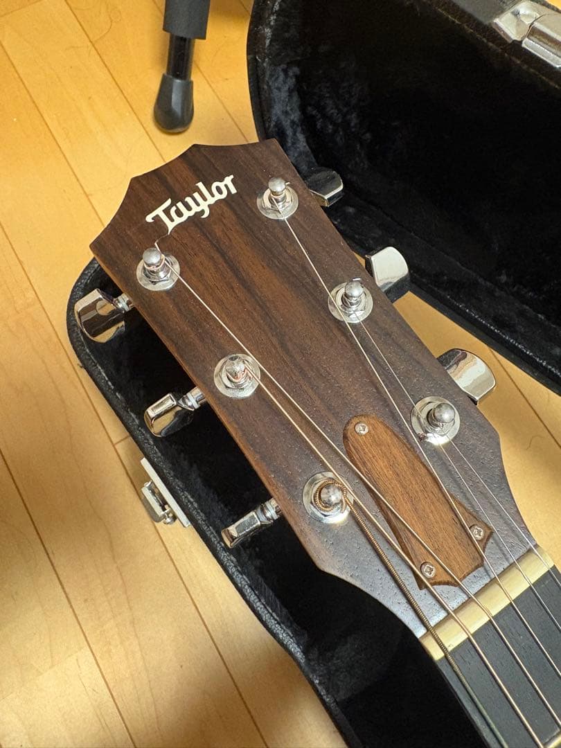 Taylor 214ce DLX 純正ハードケース付き アコースティックギター
