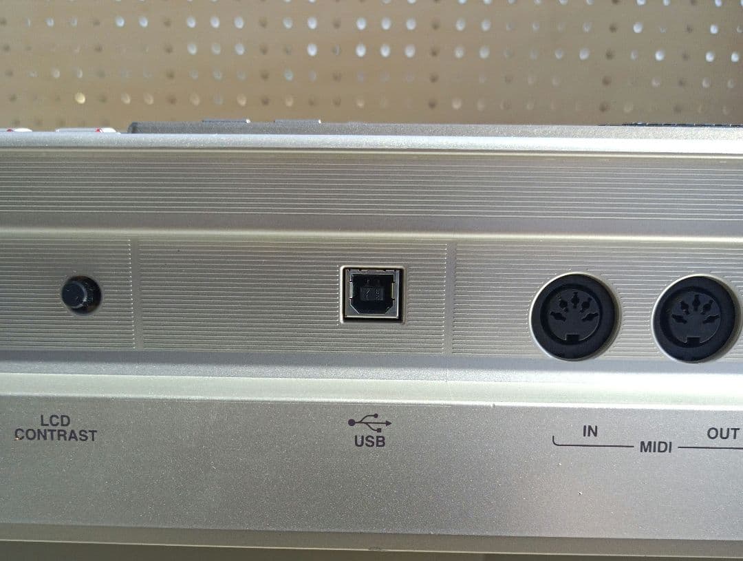 Yamaha PSR-2100シルバー 61鍵