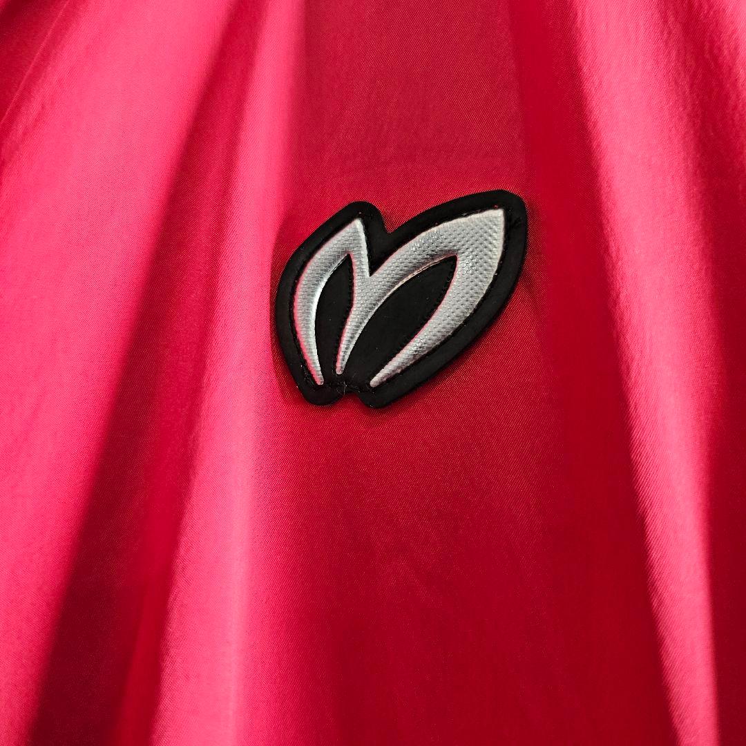 マスターバニーエディション　プライマリスト サテンストレッチブルゾン　赤