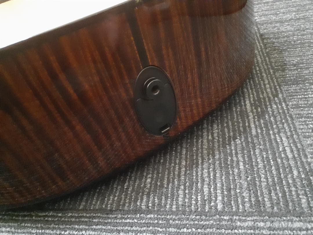 極上杢目 Taylor 618ce 貴重フローレンタインジャンボ 2016年製