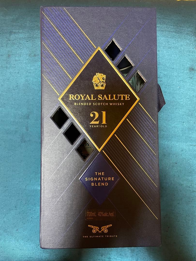 「新品未開封」  SALUTE 21年 シグネチャーブレンド700ml