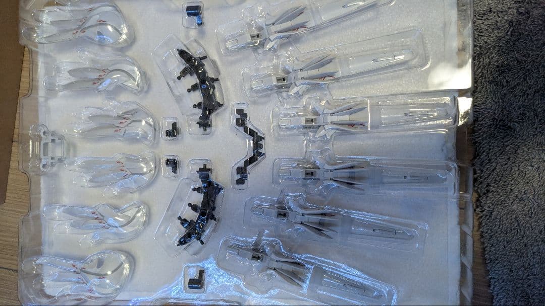 BANDAI ウイングガンダム スノーホワイトプレリュード