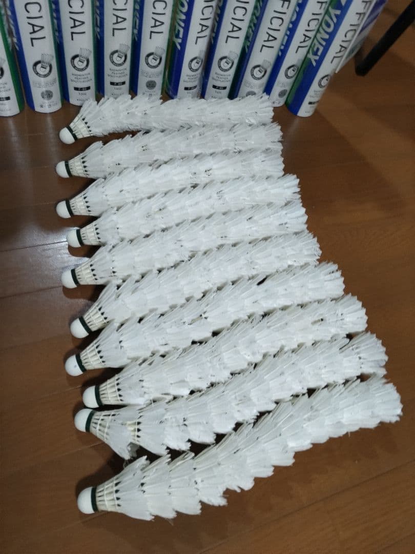 YONEX中古ニューオフィシャル130個入り