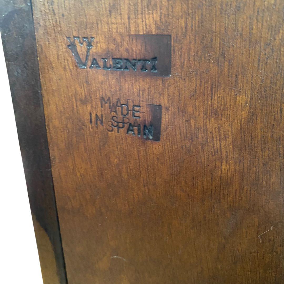 スペイン最高峰　高級家具　バロッサバレンティ　キュリオケース　ガラス　鍵なし