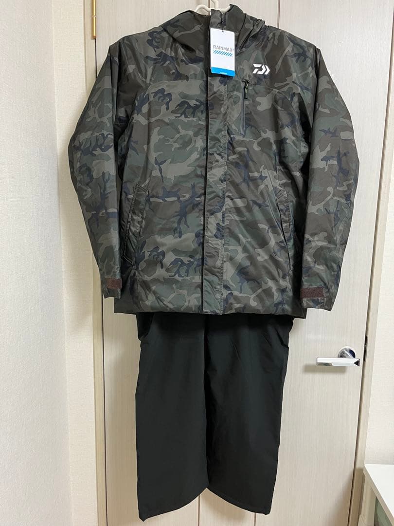 【新品未使用】ダイワ 防寒服DW-3524 レインマックス(RAINMAX)