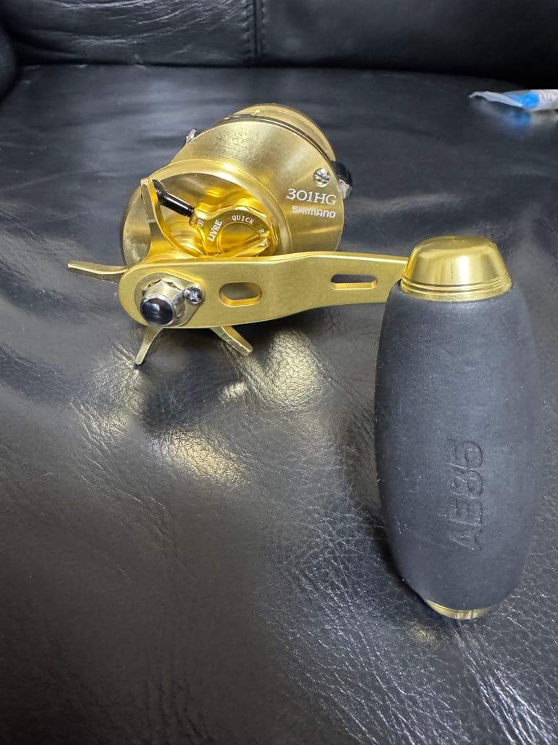 １５オシアコンクエストHG 左巻き　オーシャンマークノブ　ライン無し