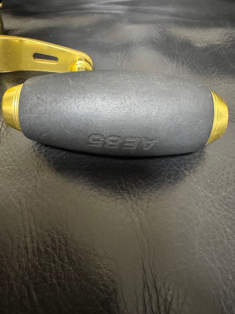 １５オシアコンクエストHG 左巻き　オーシャンマークノブ　ライン無し