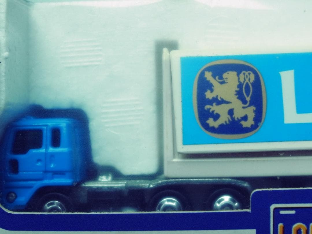 d*☆様 TOMY ロングトミカ L16 いすゞV12ウィングルーフトレーラー