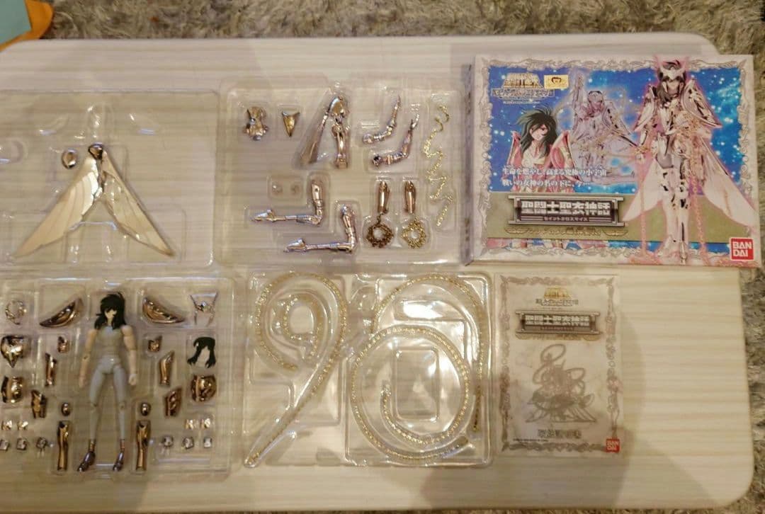 聖闘士聖衣　星矢、瞬、紫龍、一輝、氷河　DXディスプレイステージセット