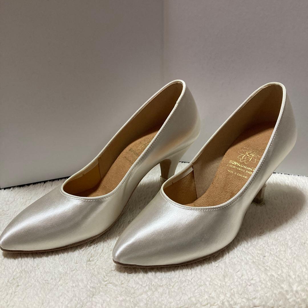 SUPADANCE 社交ダンス　モダンシューズ　ホワイトサテン⭐︎最終価格⭐︎です